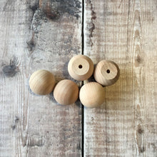 Load image into Gallery viewer, Ball door handle / wooden drawer knob - 3 cm / 30 mm diameter