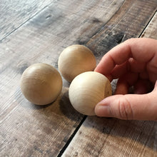 Load image into Gallery viewer, Ball door handle / wooden drawer knob - 4.3 cm / 1 3/4" diameter