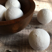Load image into Gallery viewer, Compressed paper balls 5 cm diameter - white spun cotton / paper wadding shapes