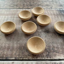 Load image into Gallery viewer, Little bowl / crib / elf cup