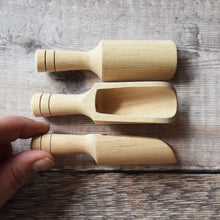 Load image into Gallery viewer, Scoop - 10cm chunky wooden scoop