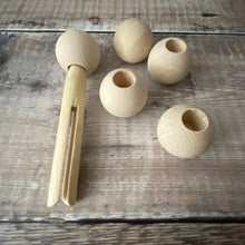 Load image into Gallery viewer, Close fit head beads with peg