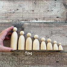 Load image into Gallery viewer, 9cm figures compared