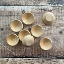 Load image into Gallery viewer, Little bowl / crib / elf cup