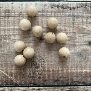 Bead - round wooden bead in beech, 2 cm diameter - packs of 10/25