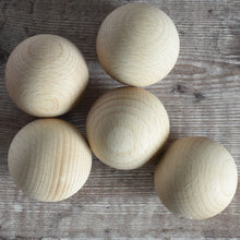 Load image into Gallery viewer, Solid wooden balls - close up
