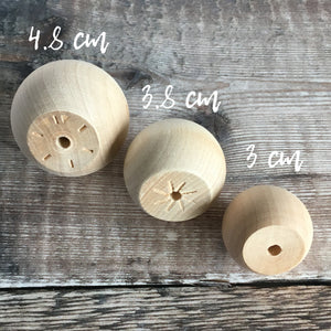 Ball door handle / wooden drawer knob - 3 cm / 30 mm diameter